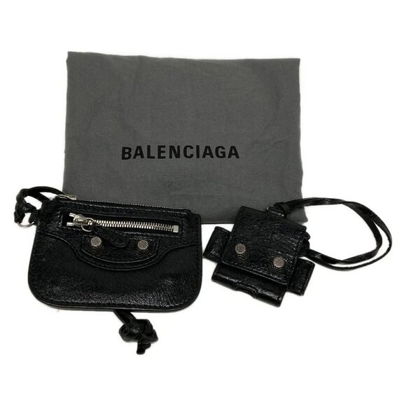 Auth BALENCIAGA Le Cagoule Crossbody Bag 719065 Black Arena Lambskin - Picture 1 of 16